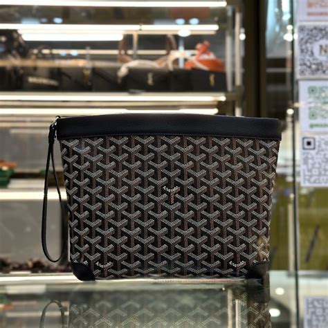 conti pouch goyard price|anjou gm bag price.